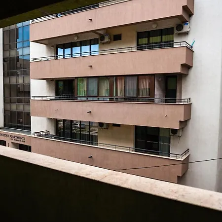 Apartament Nord Cu Vedere La Mare *